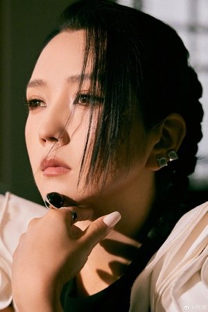何洁