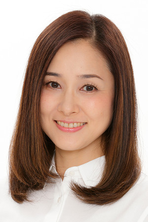 忍足亚希子